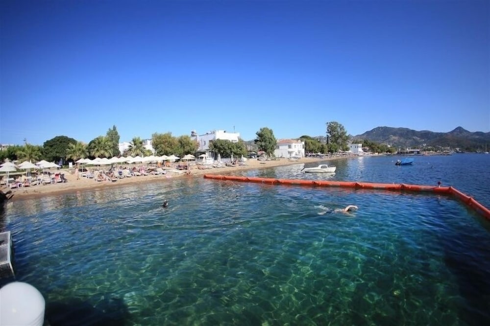 Kivanc Suit Hotel Yalikavak 27/31