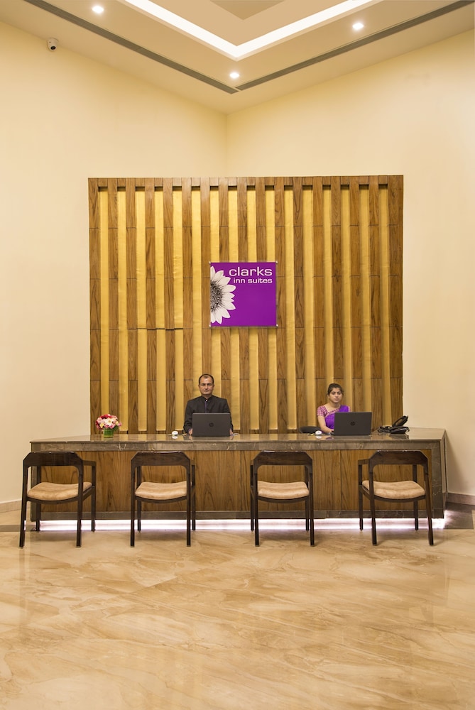 Clarks Inn Suites Katra 33/50