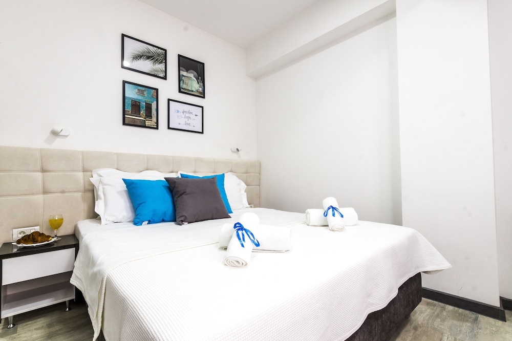 Astera Apart Hotel 8/44