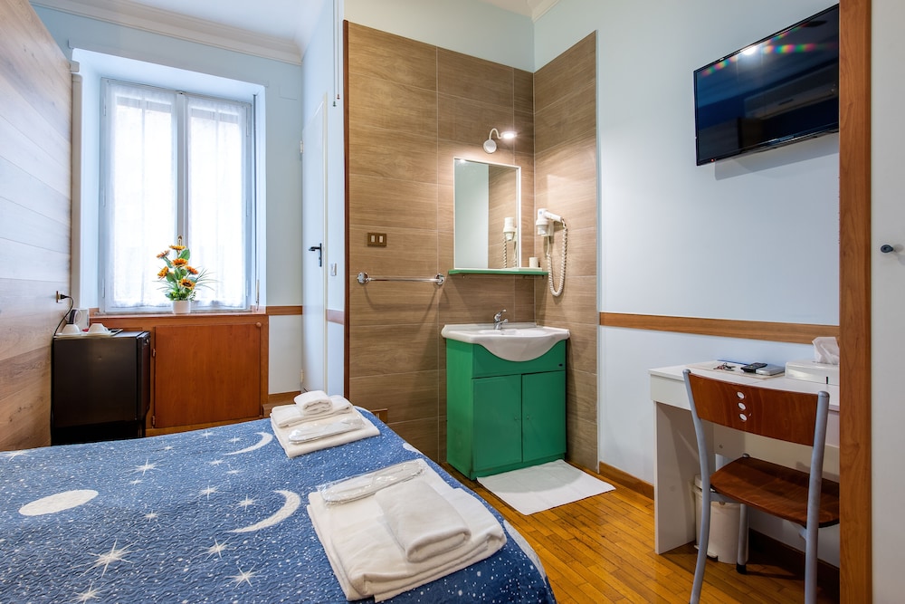 Alessandro A San Pietro Best Bed 3/33