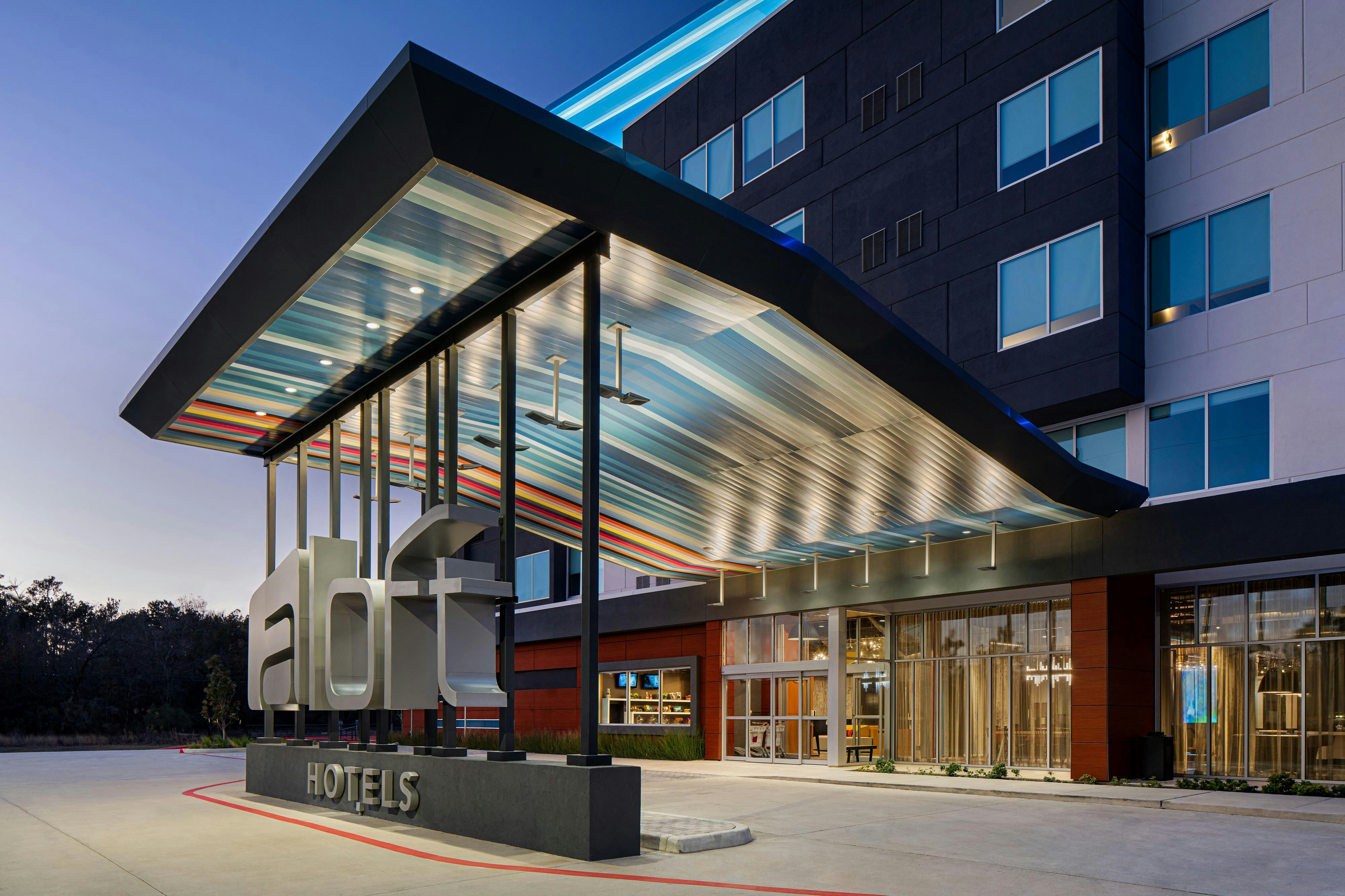 Aloft Houston Shenandoah 18/20