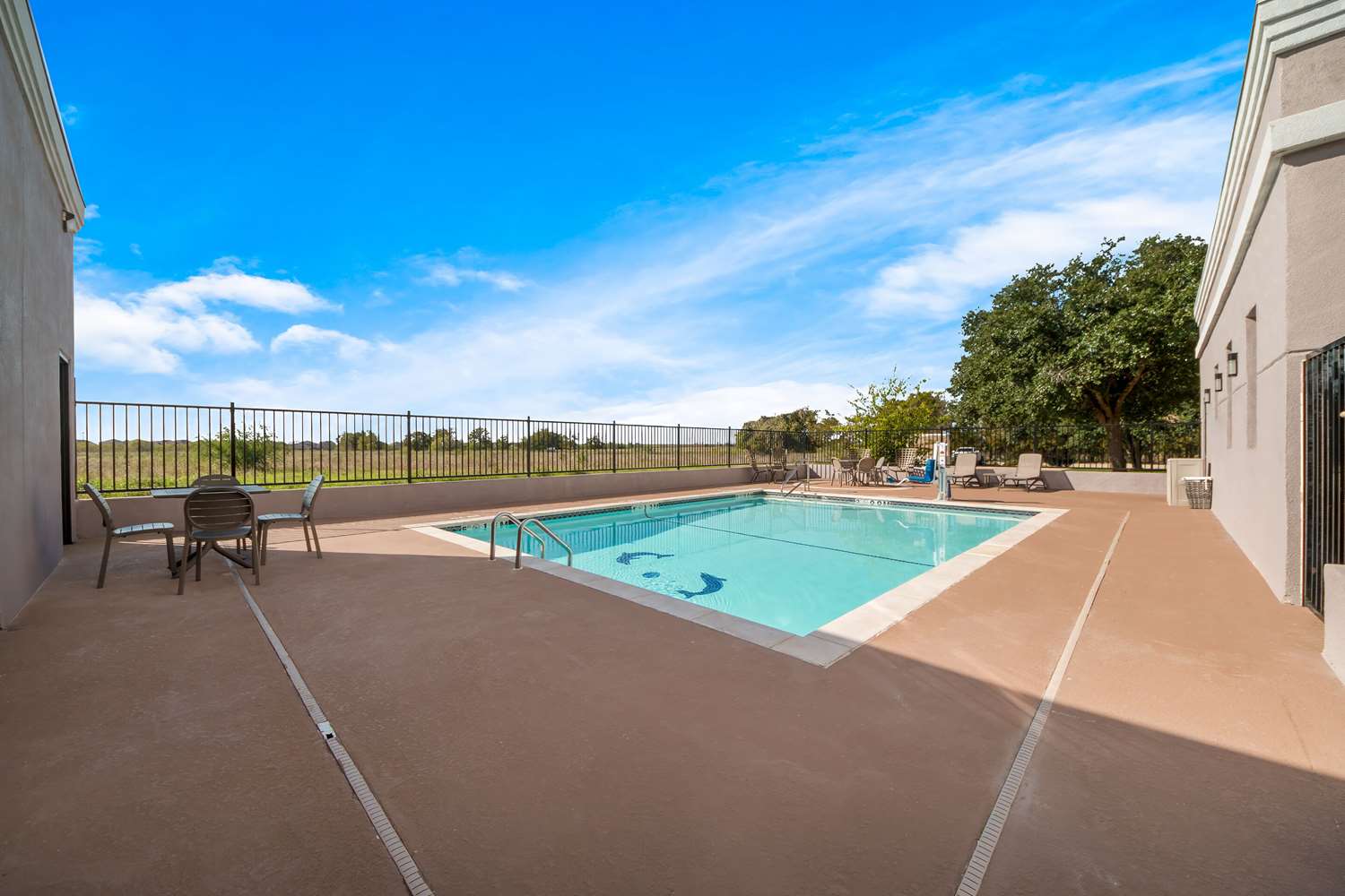 Comfort Suites Bastrop 19/36