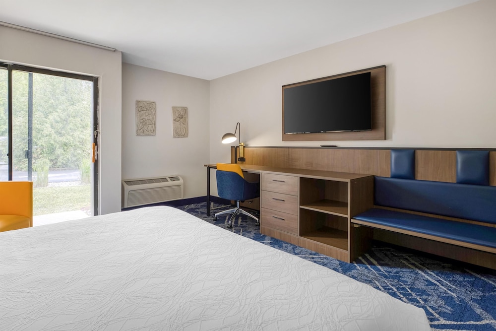 غرفة قياسية بسرير كينج لذوي الإعاقة، Best Western Indian Oak 4/6