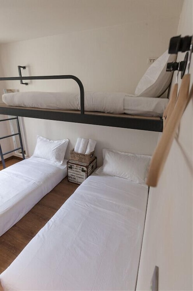 غرفة ثلاثية بثلاثة أسرّة، Mini Voyage Hostel Hualian 4/6