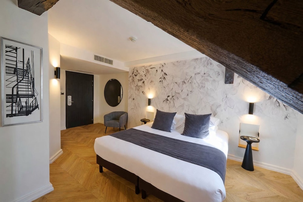 Hotel Philippe Le Bon 24/79