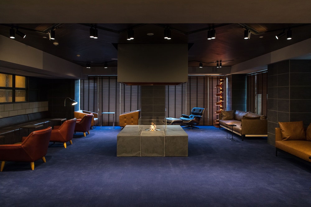 Hotel the Flag Shinsaibashi 55/70
