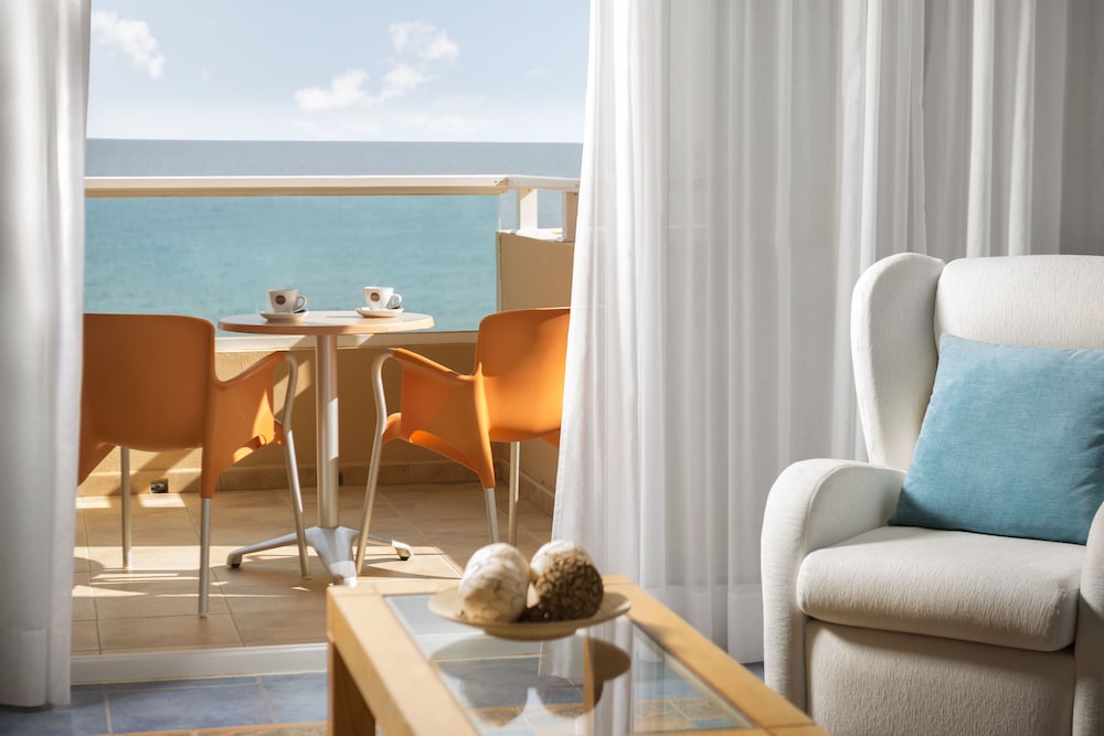 Elba Sara Beach and Golf Resort 12/50