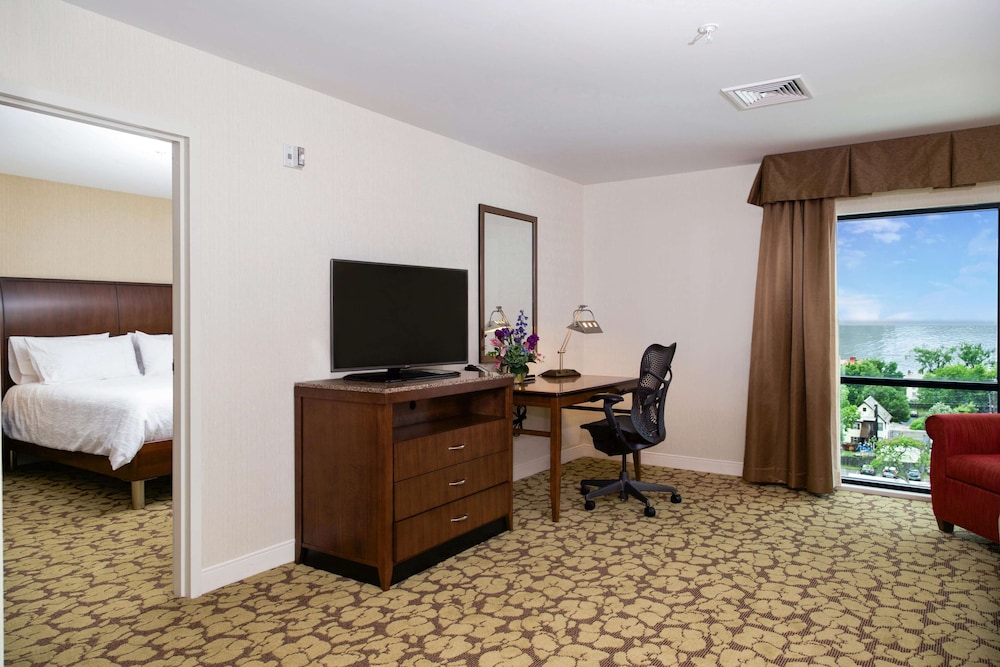 Hilton Garden Inn Burlington Downtown 60/73