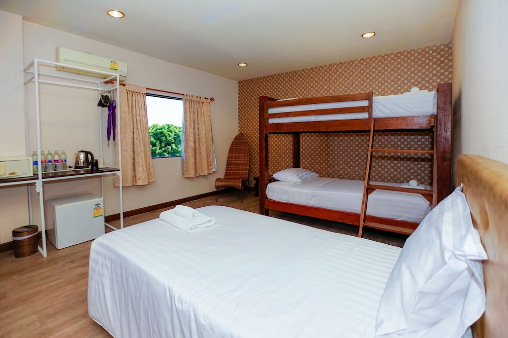 Parasol Hotel Chiang Mai by Compass Hospitality 9/54