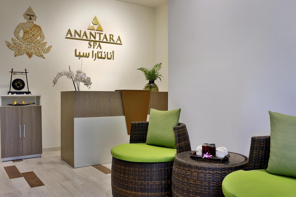 Anantara World Islands Dubai Resort 10/78
