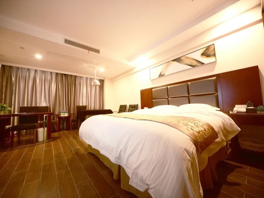 GreenTree Inn Xuancheng Ningguo City East Ningyang Road RT Mart Express Hotel 12/25