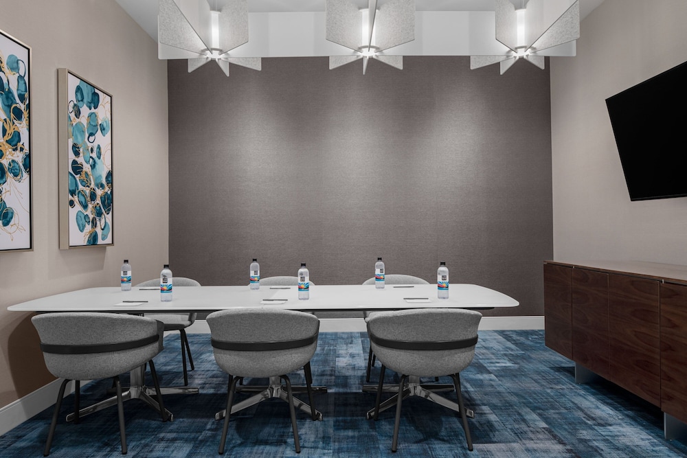 Courtyard by Marriott Myrtle Beach Oceanfront 31/48