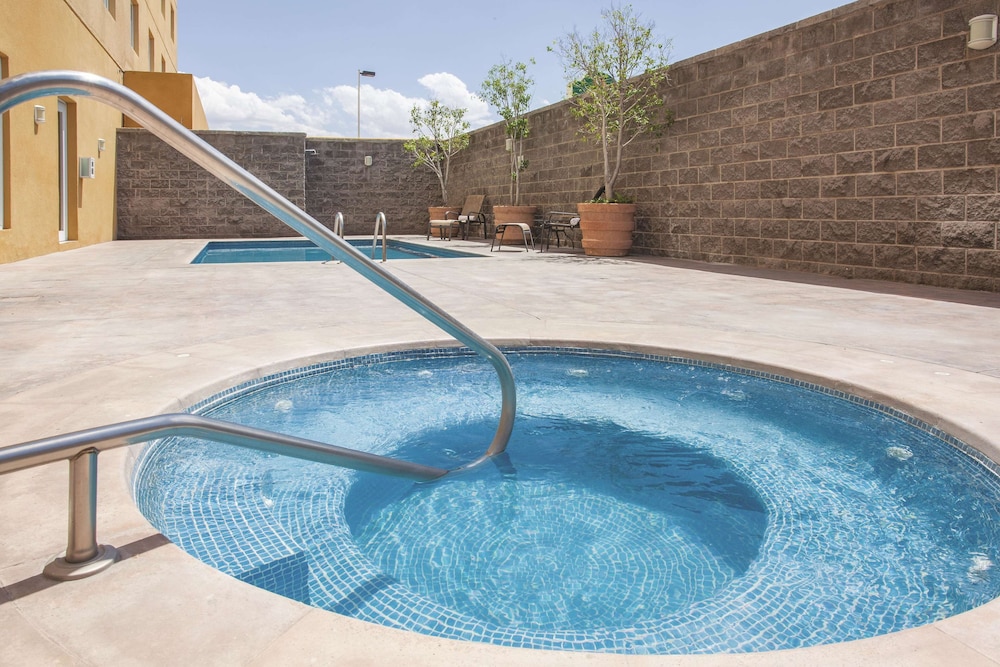 La Hotel By La Quinta San Luis Potosi 24/61