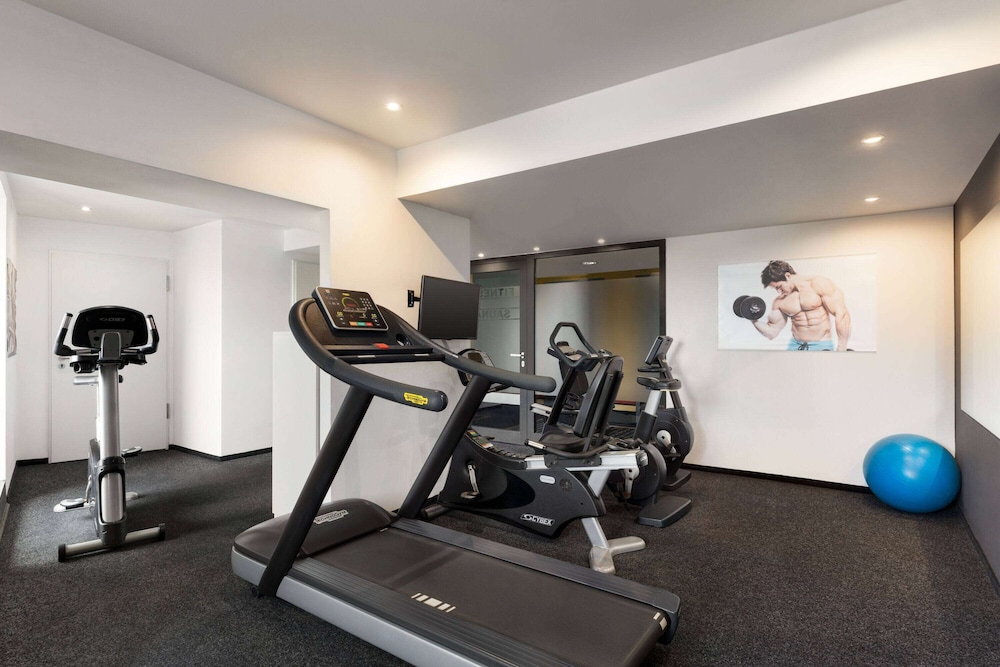 Vienna House Easy by Wyndham Airport Bucharest 30/68