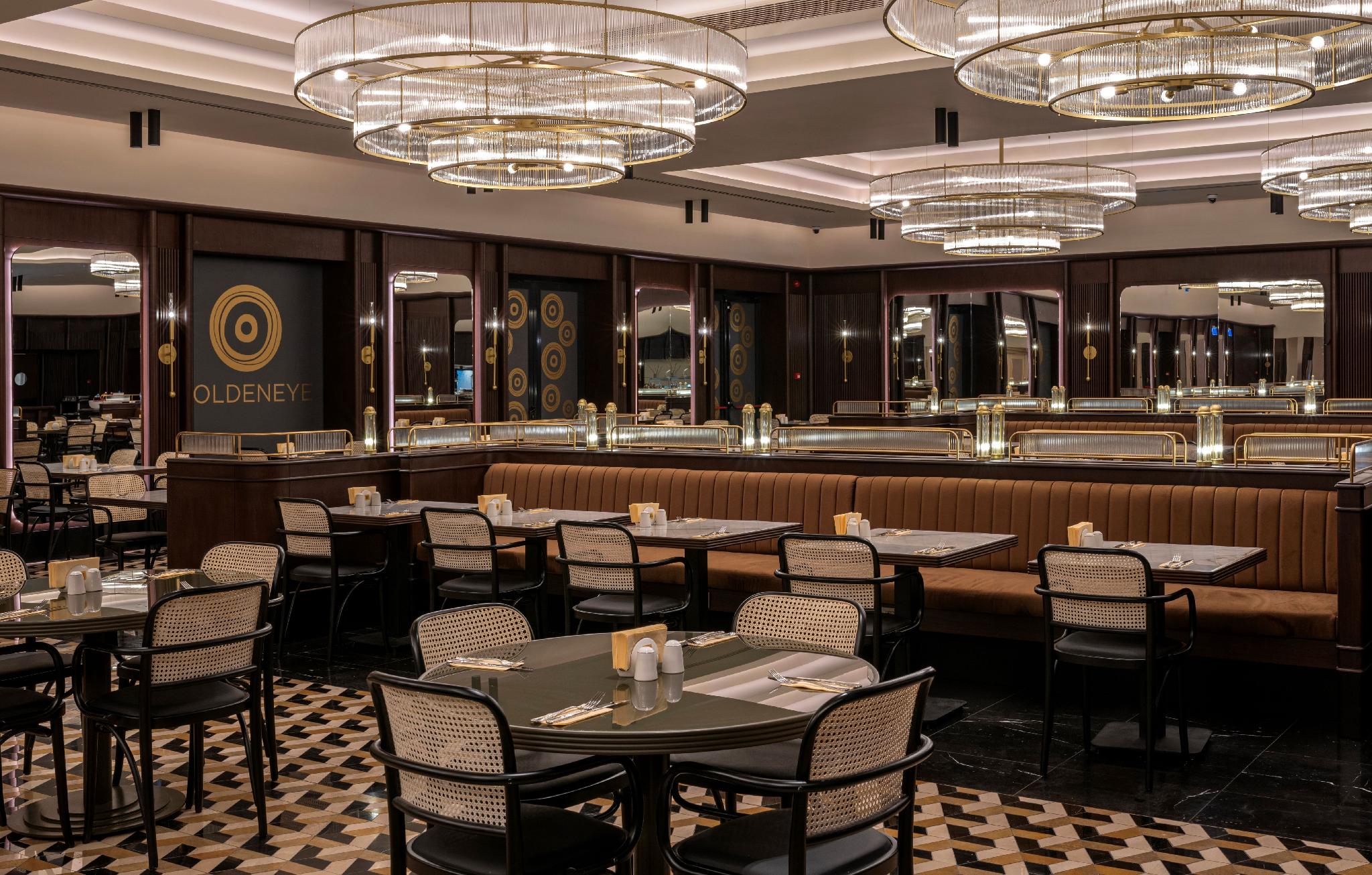 GoldenEye Hotel & Casino 16/30