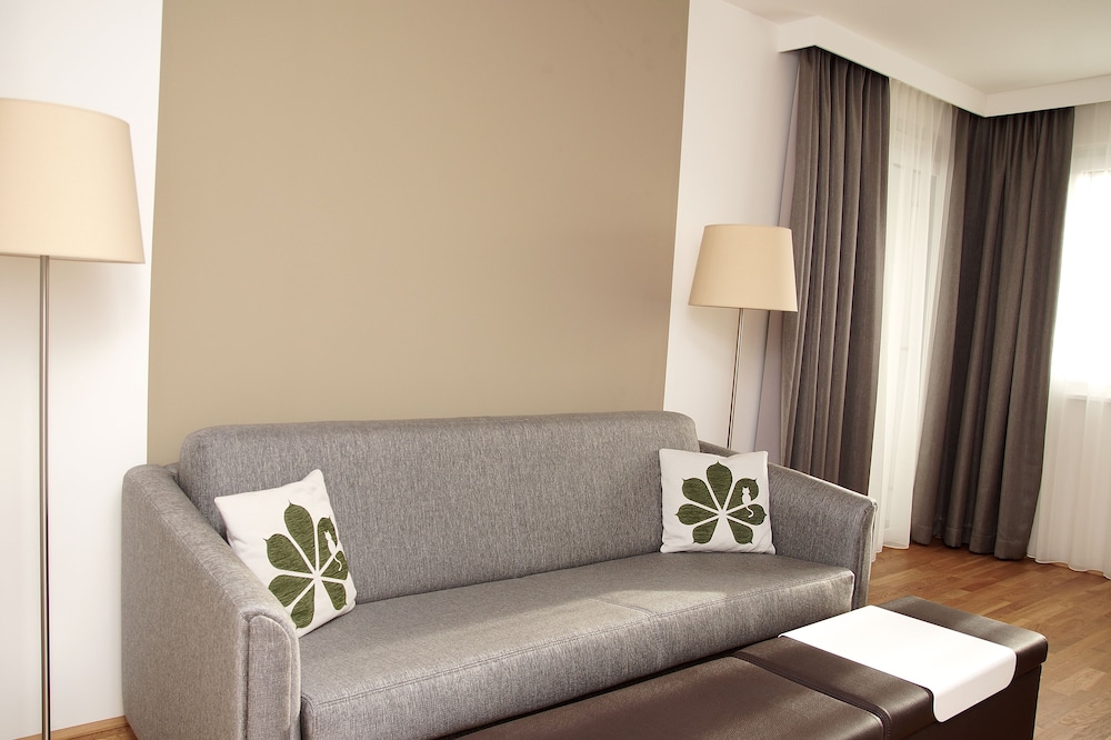 Parks 73 The Townhouse Hotel 28/50