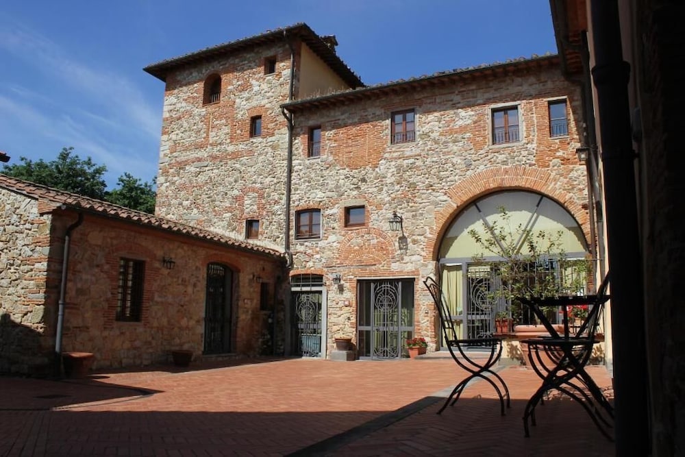 Borgo Antico Casalbosco 59/71