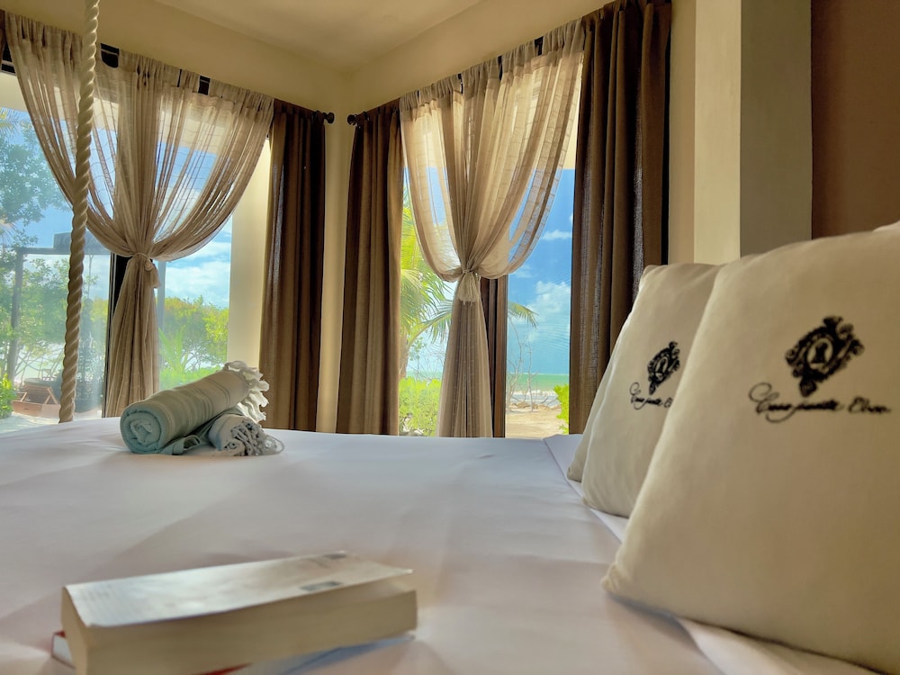 Junior, King Bed, Beach Side, Ocean View