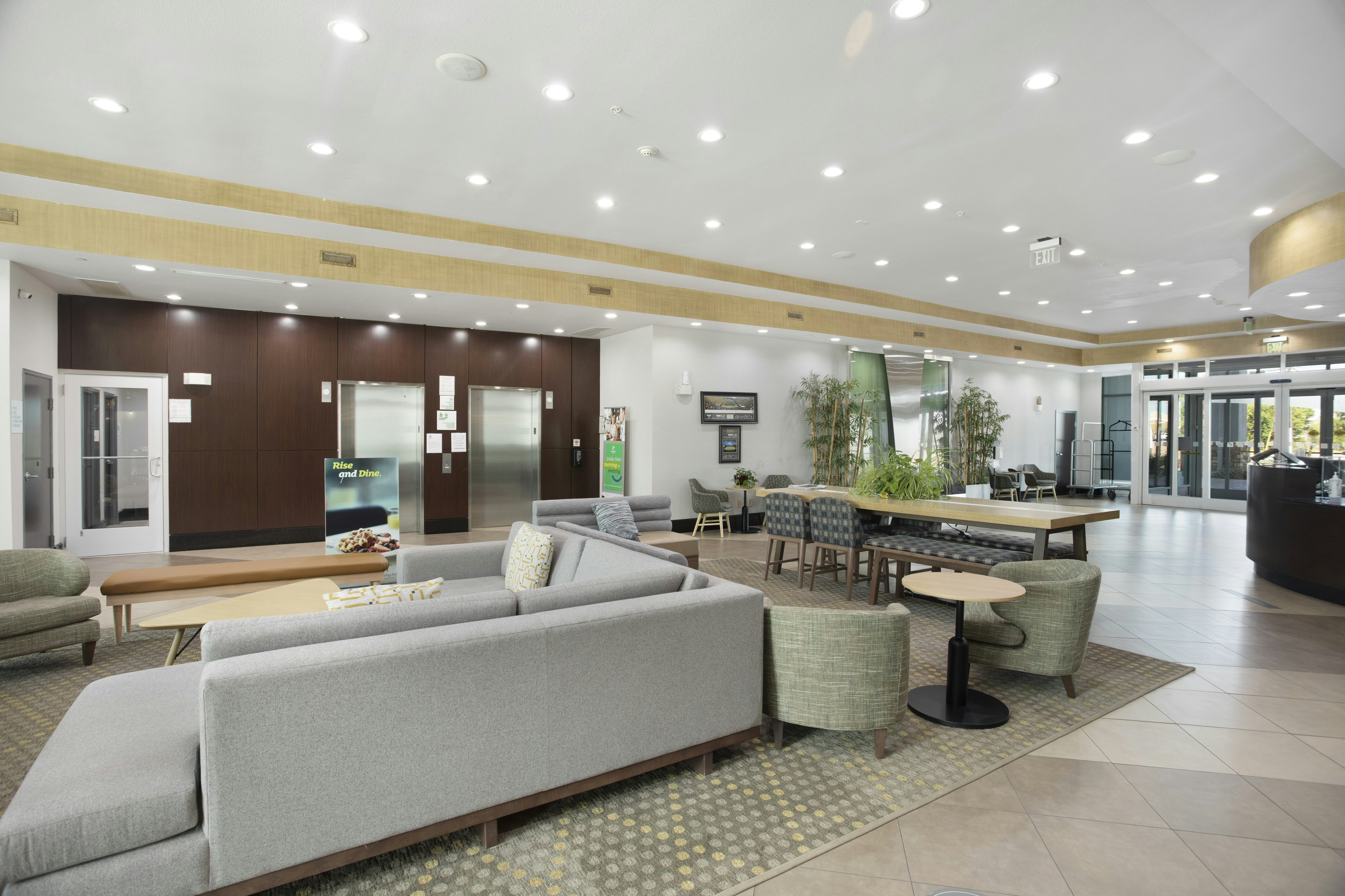 Holiday Inn Hotel And Suites Waco Northwest 11/59