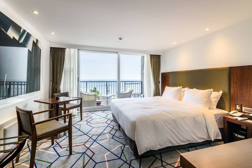 Augila Hotel Jeju Oceano Suites 13/61