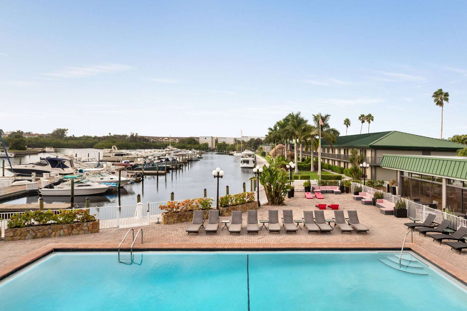 Ramada by Wyndham Sarasota Waterfront 69/71