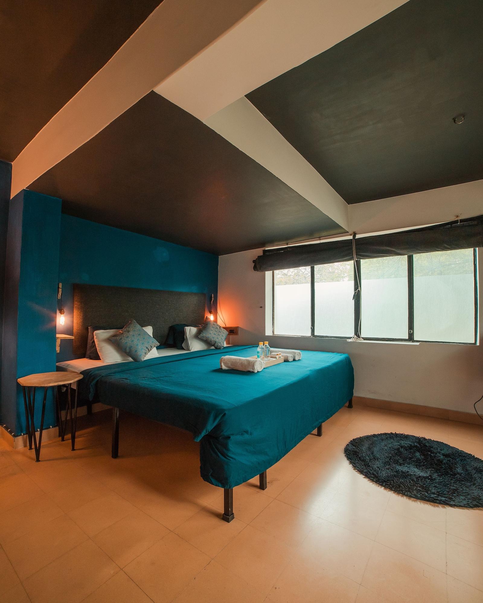 Letsbunk Poshtel 10/28