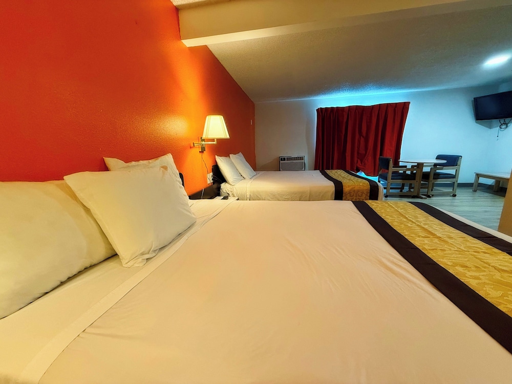 Hermiston Inn & Suites 16/50