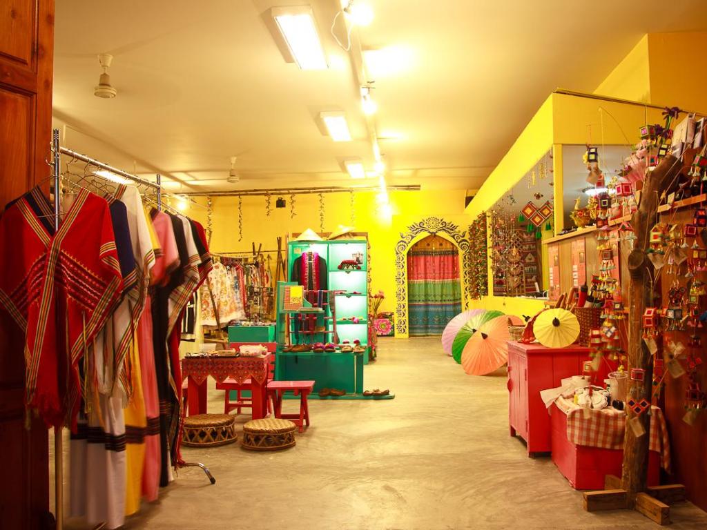 Chezmoi Handicraft & Homestay 24/26