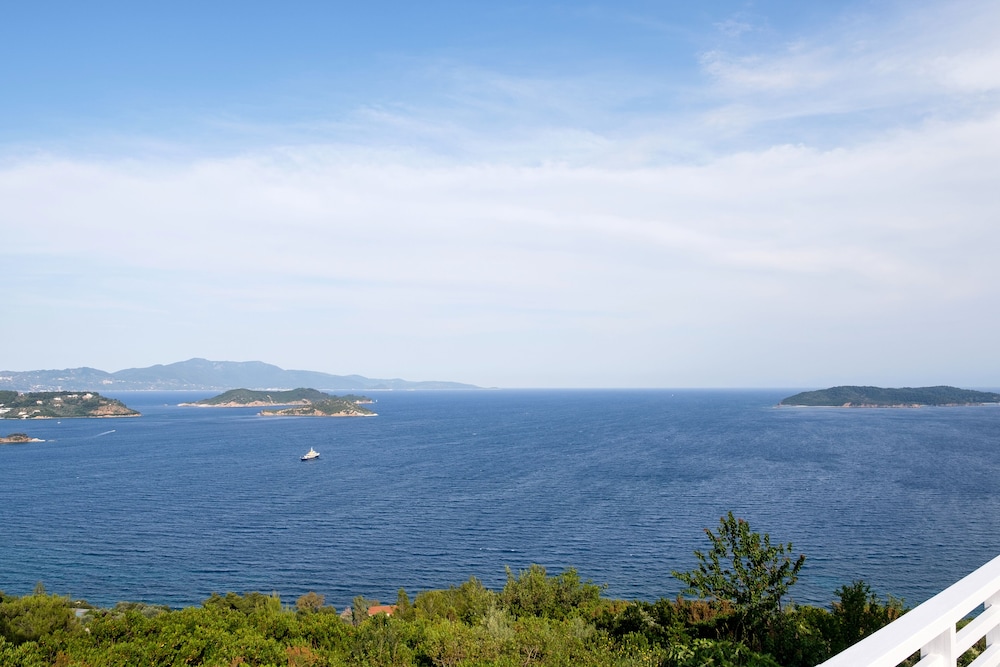 Oniro Skiathos 37/57