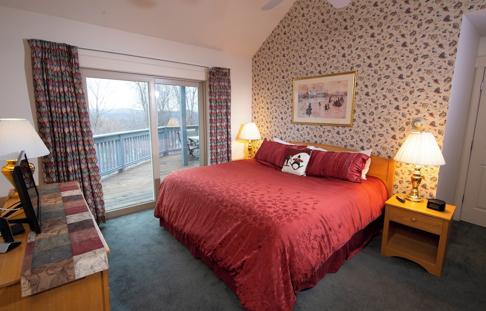 3 Bedrooms, Village, Suite, Twin Beds, 3 Queen Beds, Sofa
