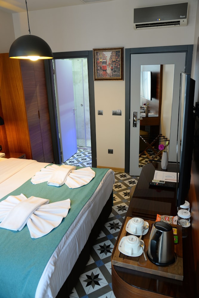 Pera Luna Residence - Special Class 21/66