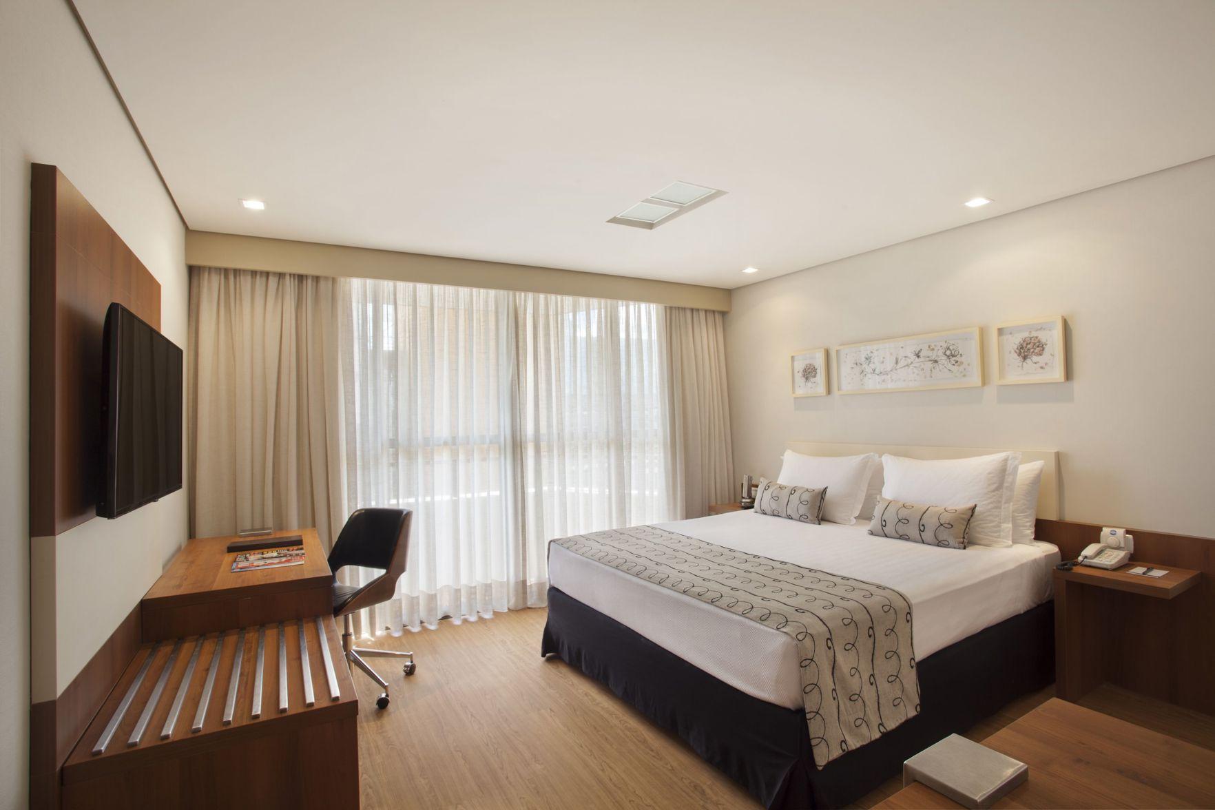 Family, 2 Double and Twin Beds