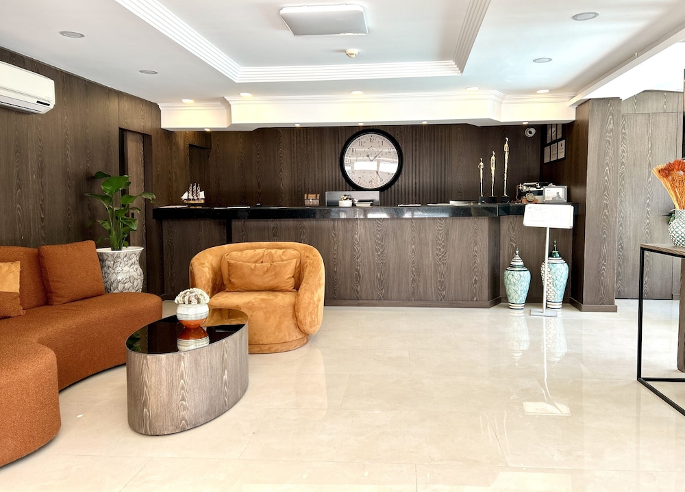 MARINA BOUTIQUE FETHIYE 8/50