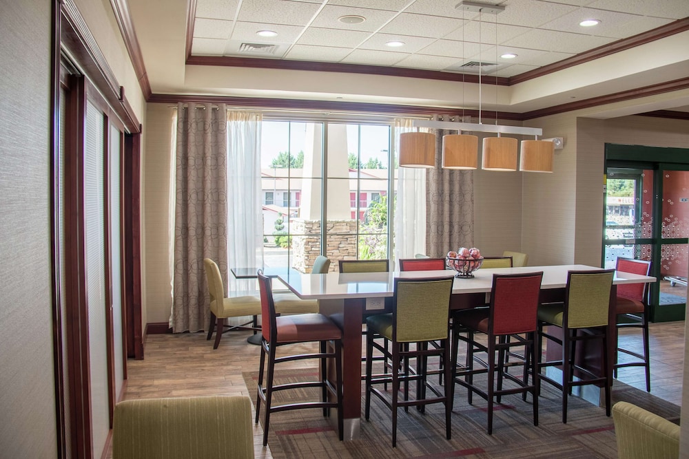 Hampton Inn Murphy 44/49