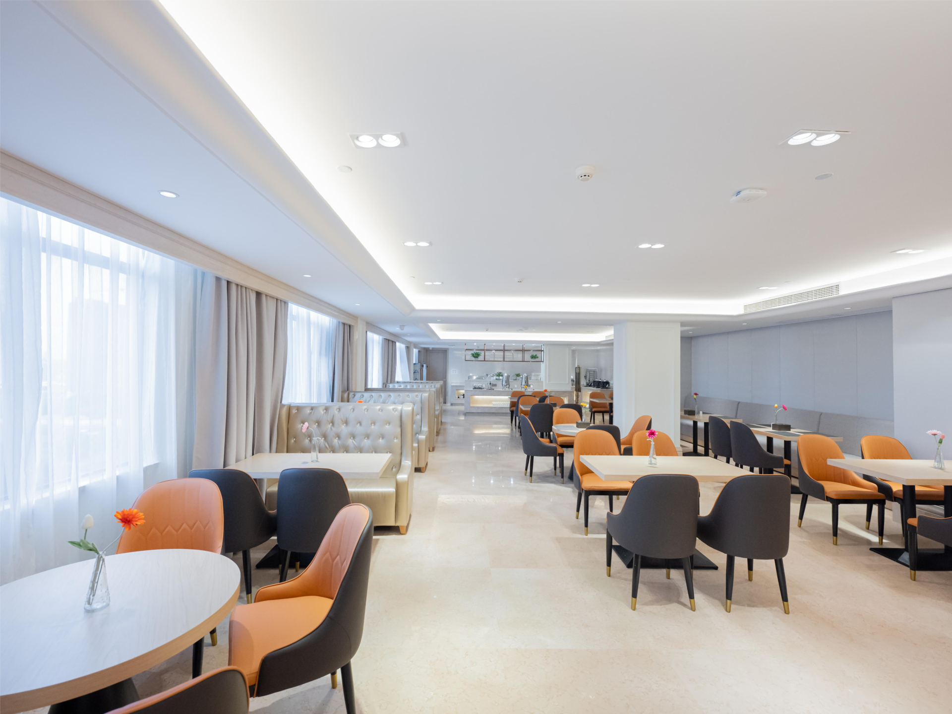 Vienna International Hotel (Wuhan Miaoshan Institute of Technology) 35/40
