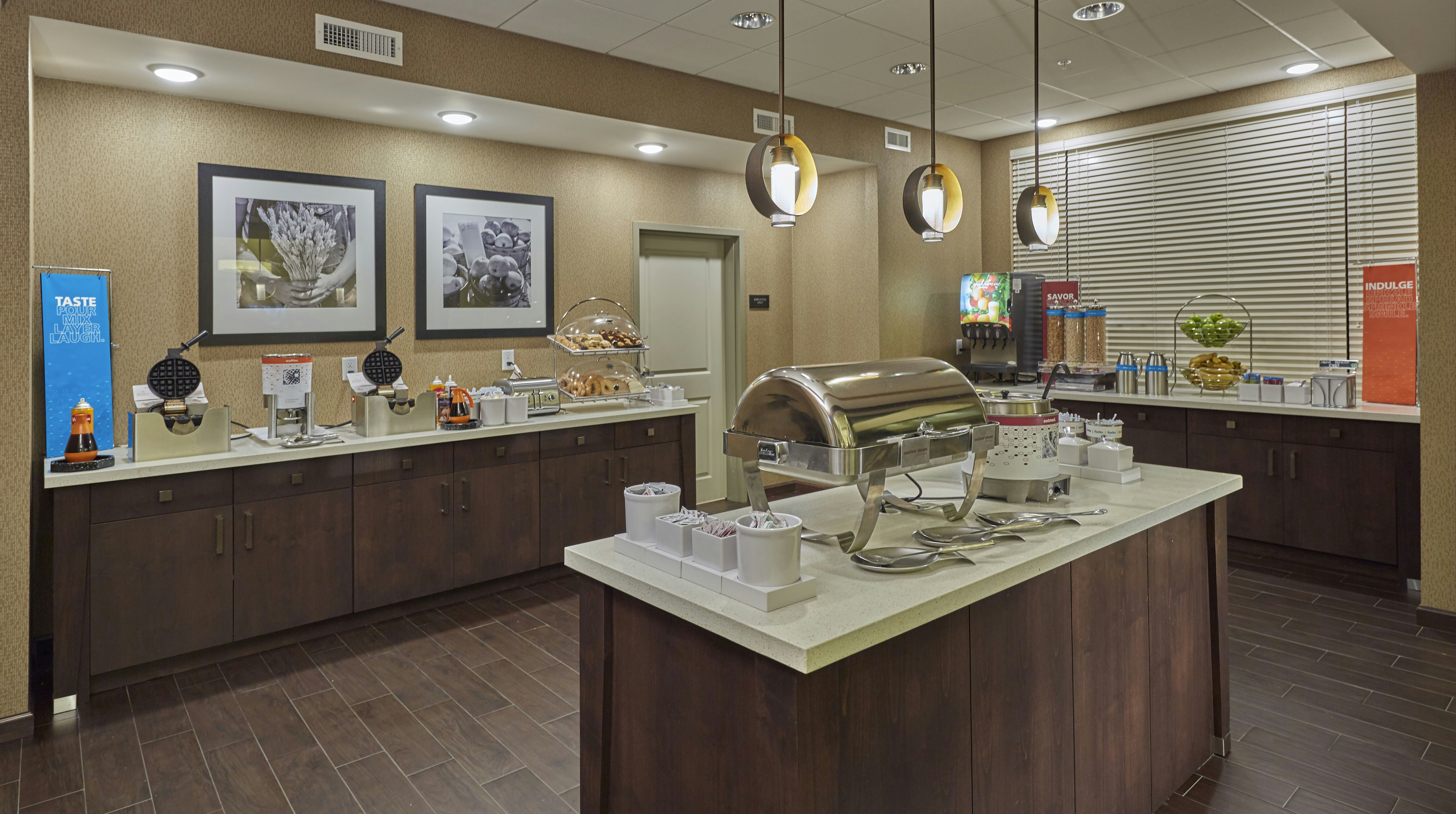 Hampton Inn and Suites Hood River 54/55