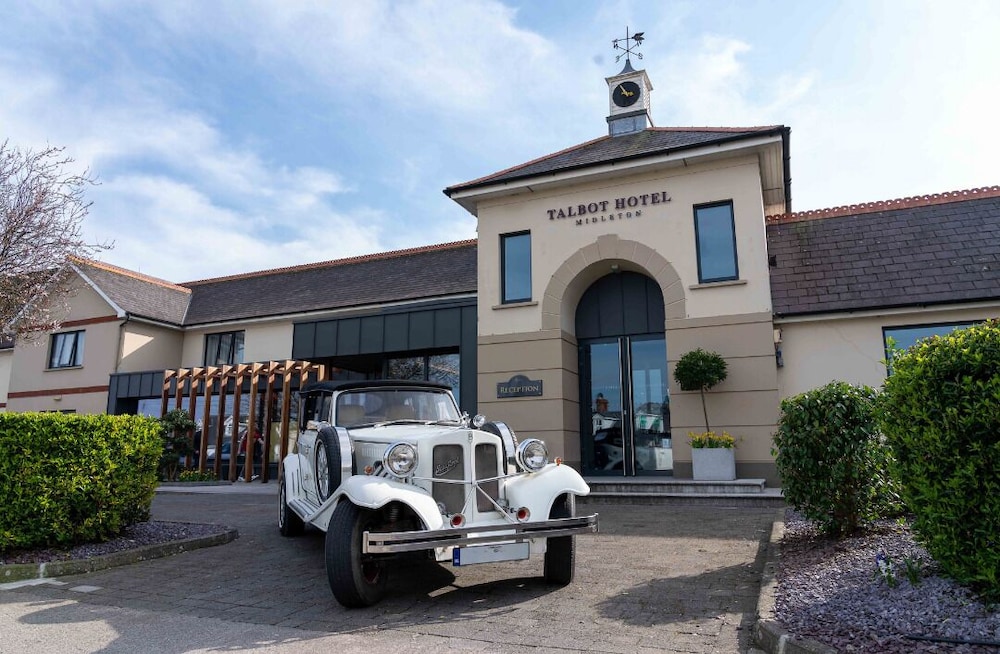 Talbot Hotel Midleton 57/60
