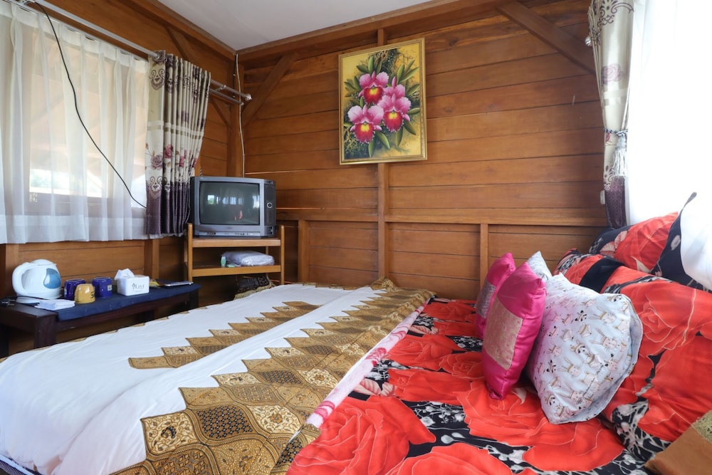 Lembur Incu Syariah Villa by ZUZU 16/46
