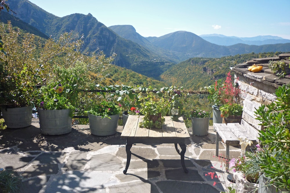Guesthouse Iro 18/26