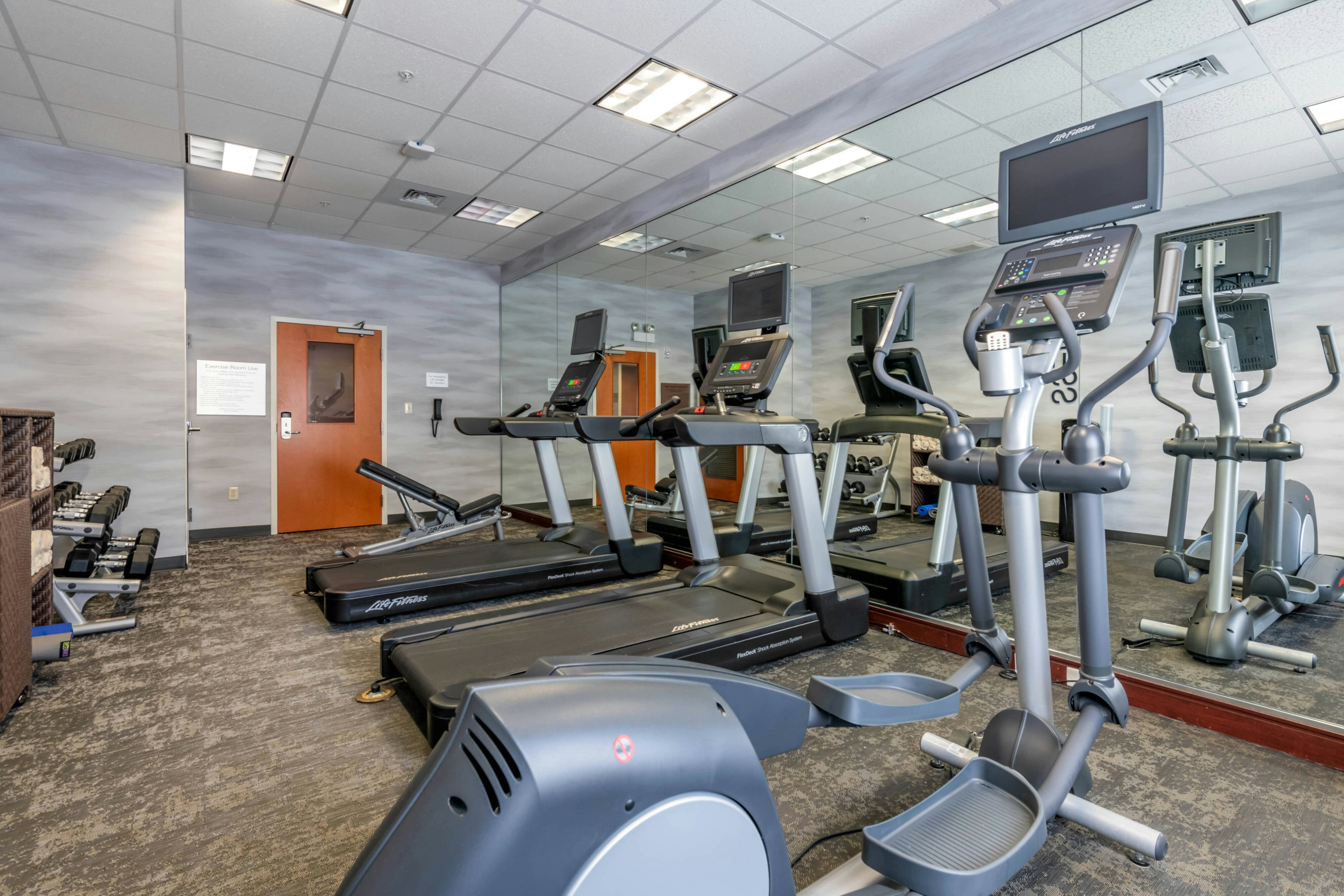 Fairfield Inn Suites Holiday Tarpon Springs 1/11