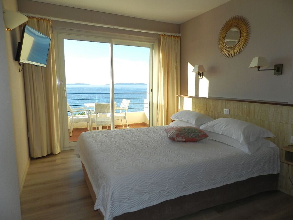 Grand Hotel Moriaz 4/33