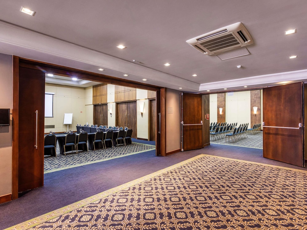 Grand Mercure Curitiba Rayon 25/50