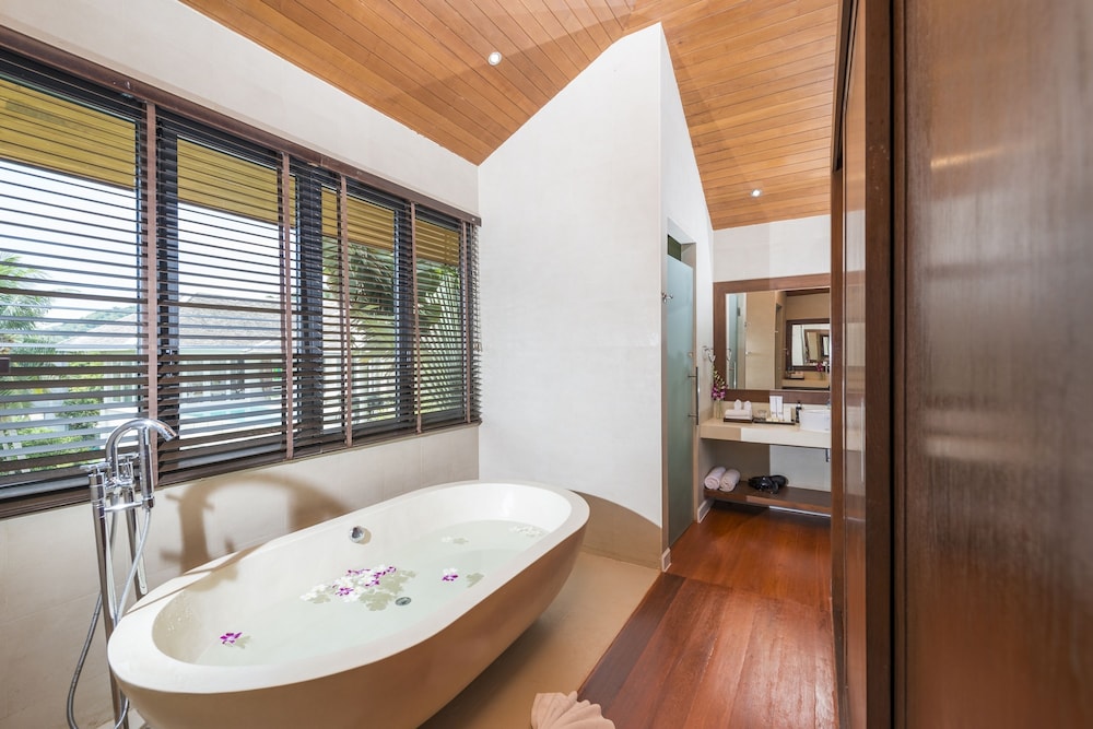 Baan Ling Noi Villa 33/34