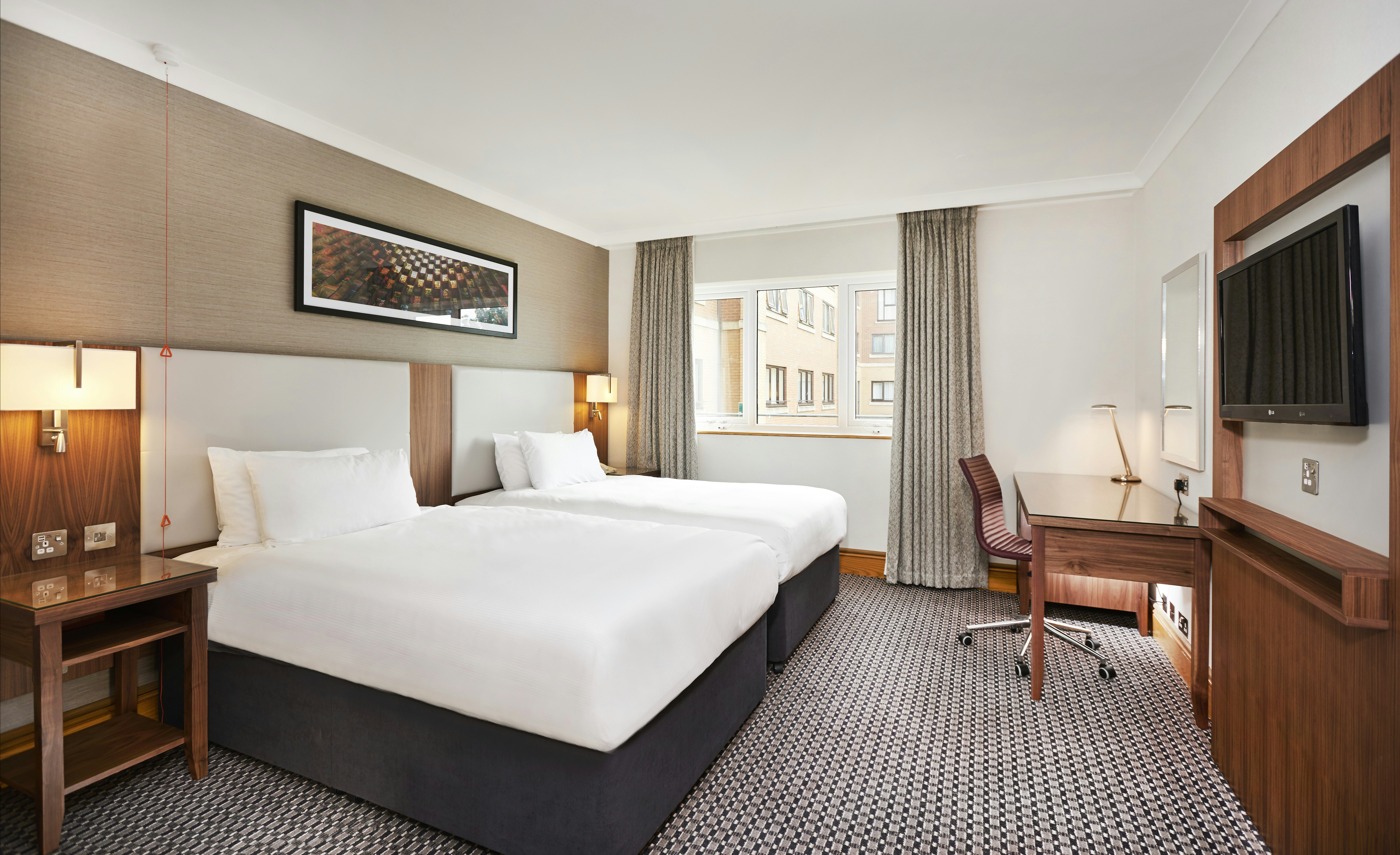 GUEST ROOM, TWIN BEDS, ACCESSIBLE