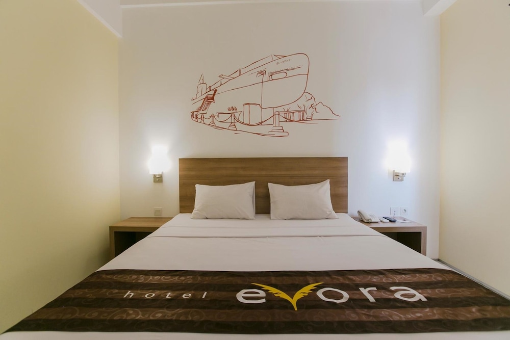 Evora Hotel 11/43