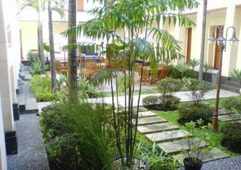 Sany Rosa Hotel 15/17
