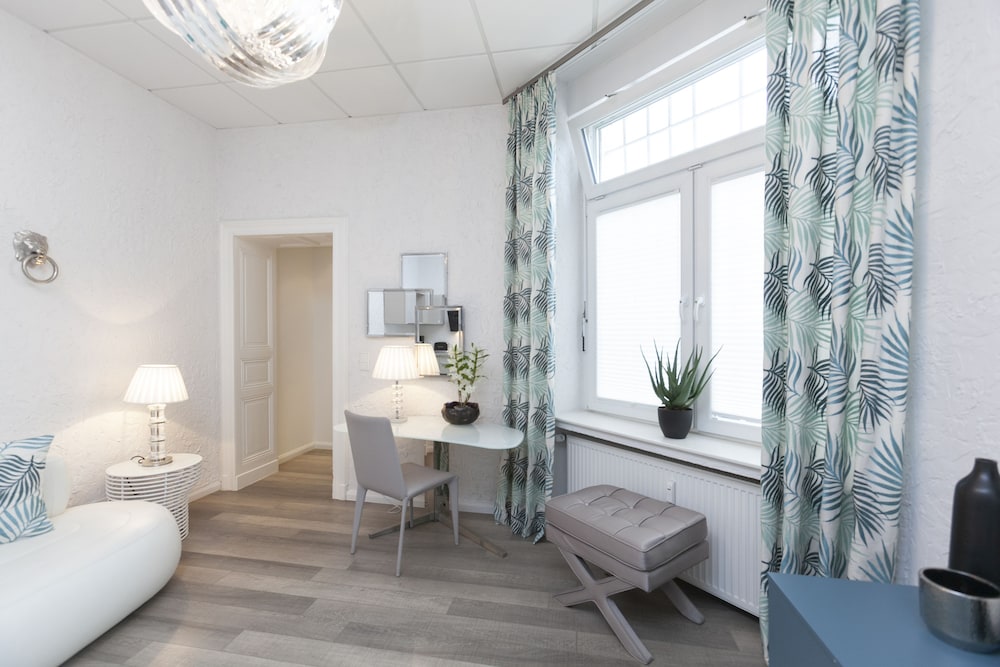 Hotel Prinz Anton 38/40