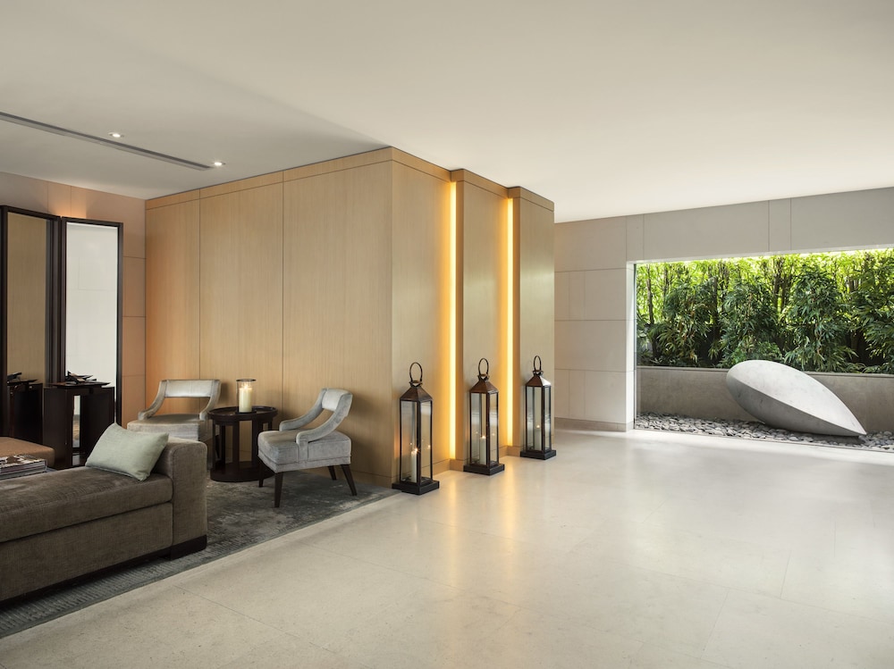 Upper House Hong Kong 39/65