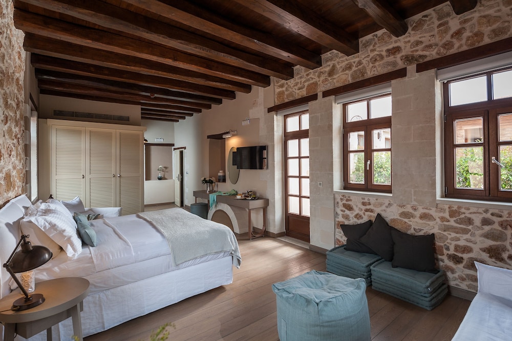 Serenissima Boutique Hotel 49/71
