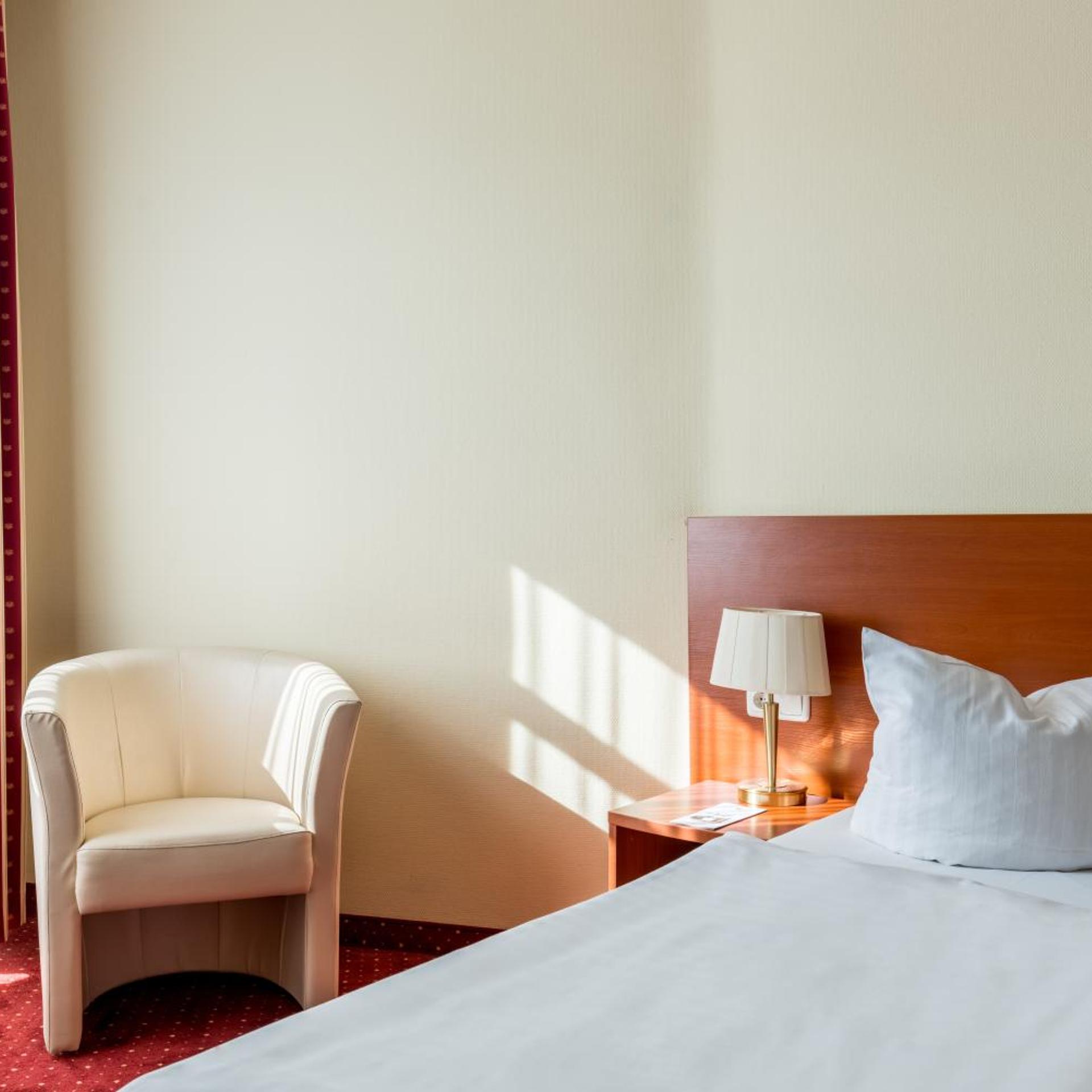 غرفة قياسية مزدوجة، Azimut Hotel Dresden 5/10